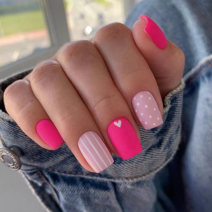 Artistic Press-On Nail Set with Charming Patterns Kalsten