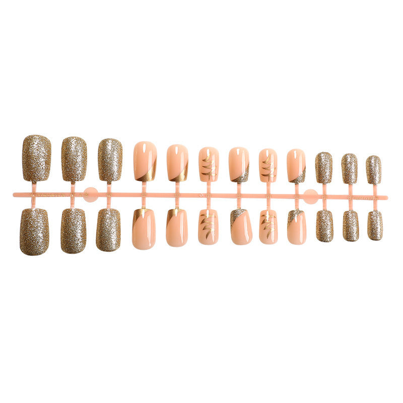 Artificial nail set with elegant gold accents Kalsten