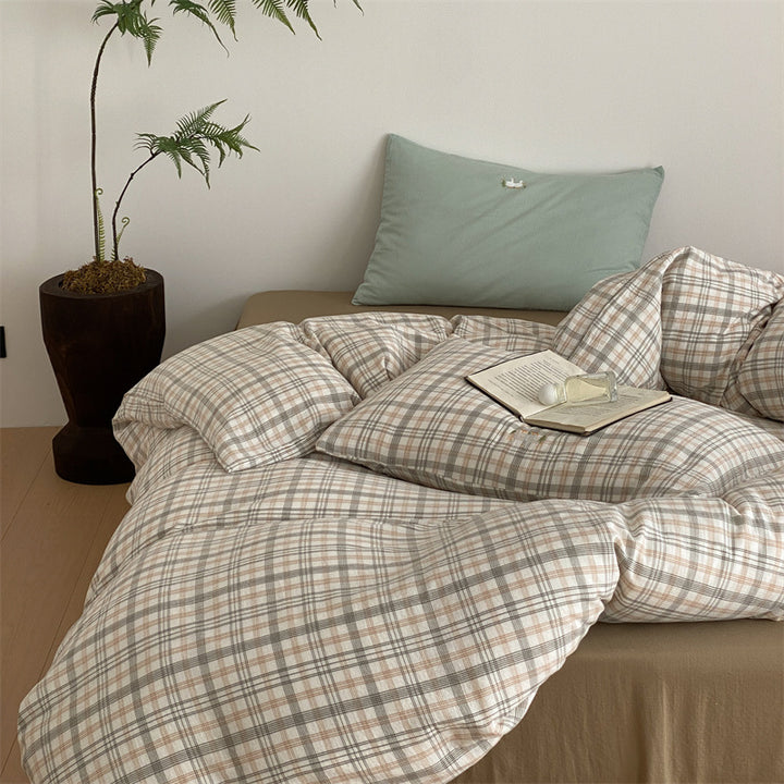 Pastel-striped bedding set made of cotton-linen with rainbow embroidery