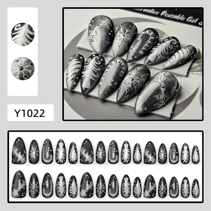 Creative Nail Art in Glamorous Black-White Design Kalsten