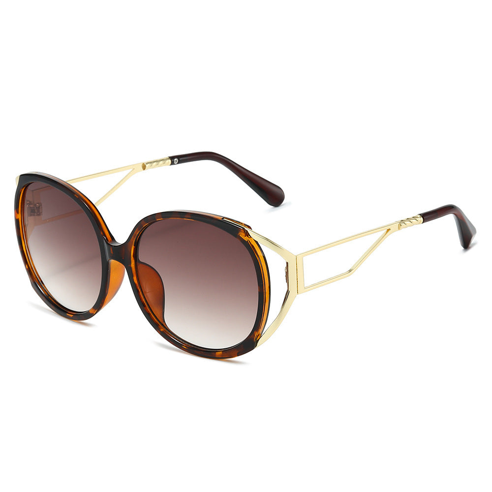Oversized Fashion-Forward Cat-Eye Sunglasses Kalsten