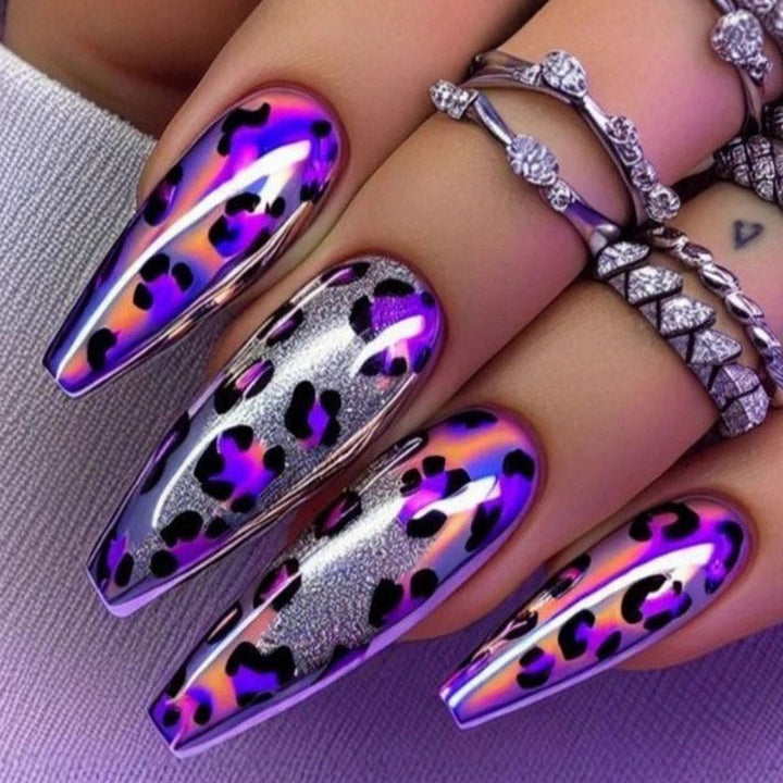 Elegant Artificial Nail Decoration Kalsten