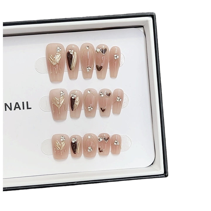 Artistic Floral Nail Art Set with Rhinestones Kalsten