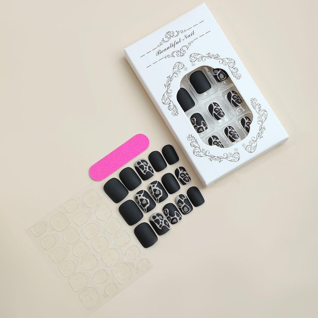 Artistic Press-On Nail Set with Elegant Design Elements kalsten