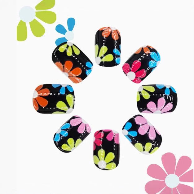 Floral Artistic Nail Design Kalsten