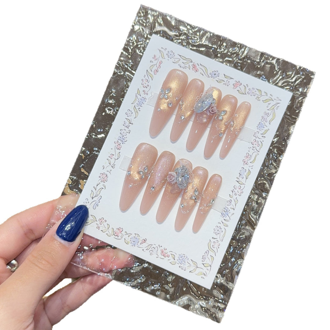 Artificial nails with romantic floral and glitter details Kalsten