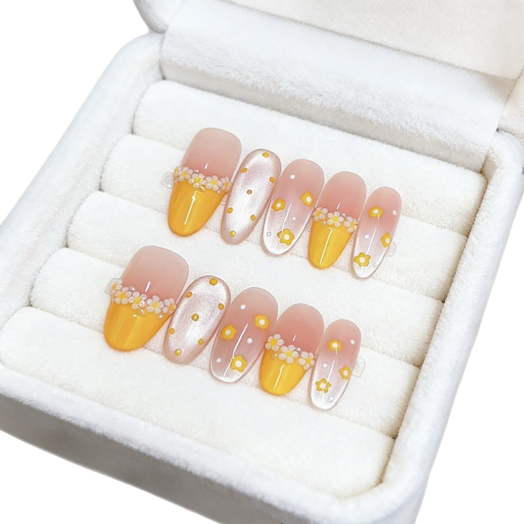 Artistic Floral-Designed Press-On Nail Set Kalsten