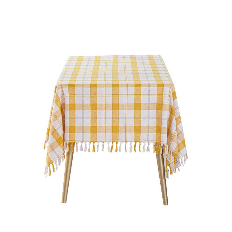 Rectangular checked cotton tablecloth with decorative fringes and light linen finish Kalsten