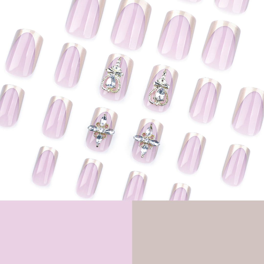 Artful Nail Extensions with Gold Accents Kalsten
