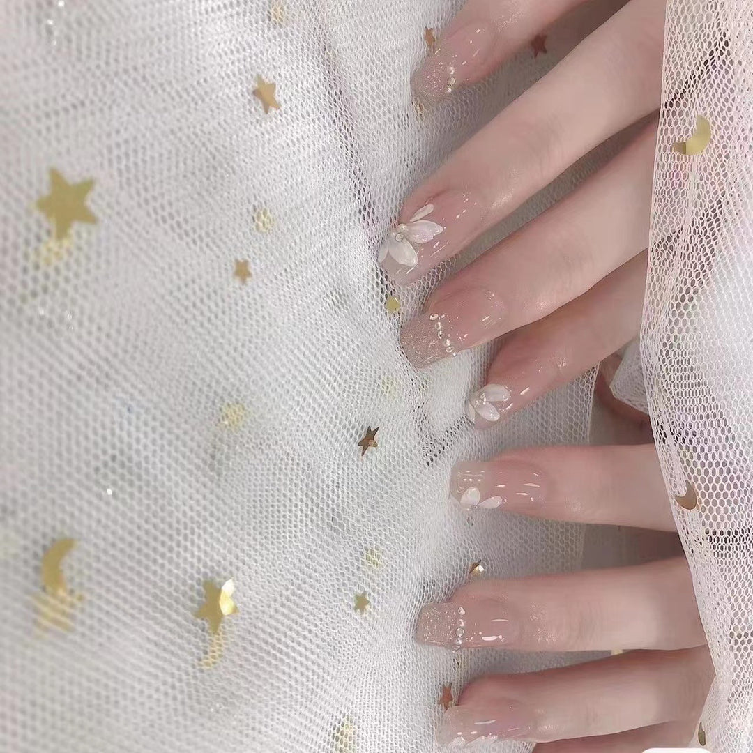 Elegant Floral Press-On Nails