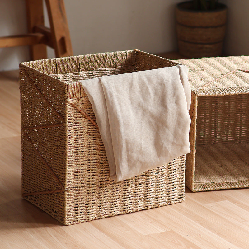 Storage basket made of braided rattan Kalsten