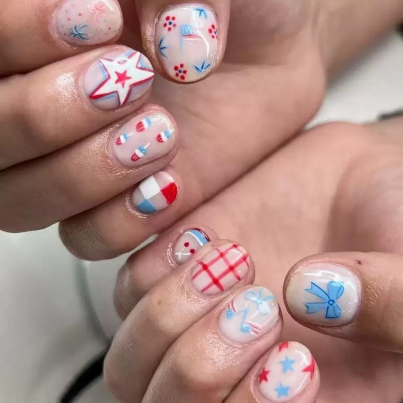 Creative nail art with summer motifs Kalsten