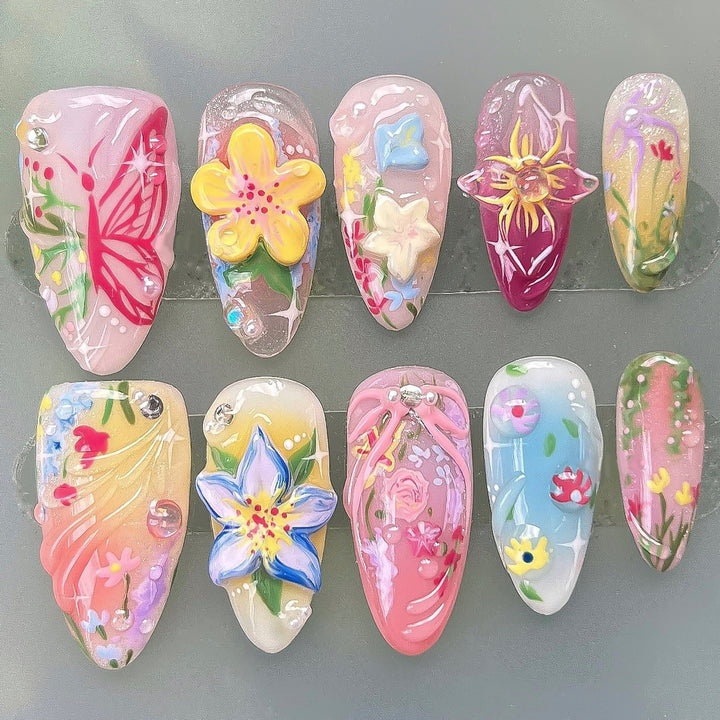 Artistic and decorated stiletto artificial nails Kalsten