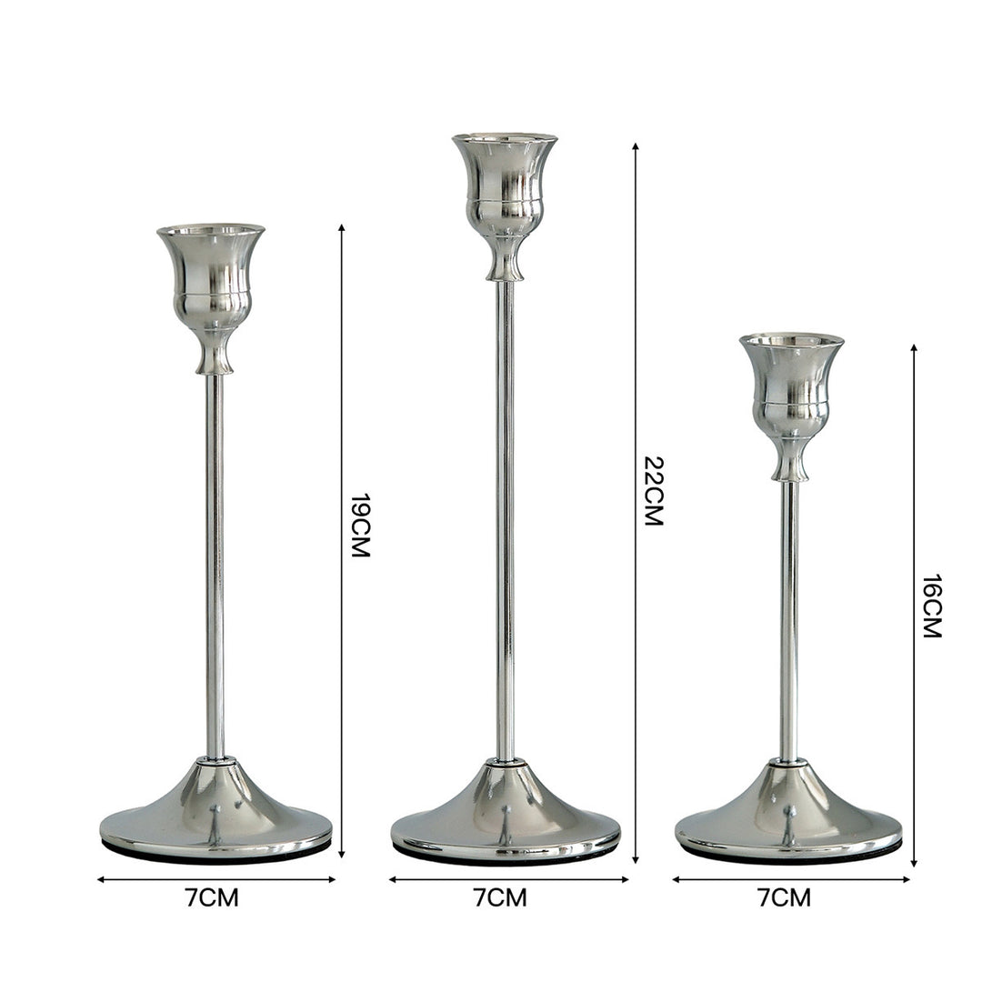 Elegant Gold Candle Holders Set