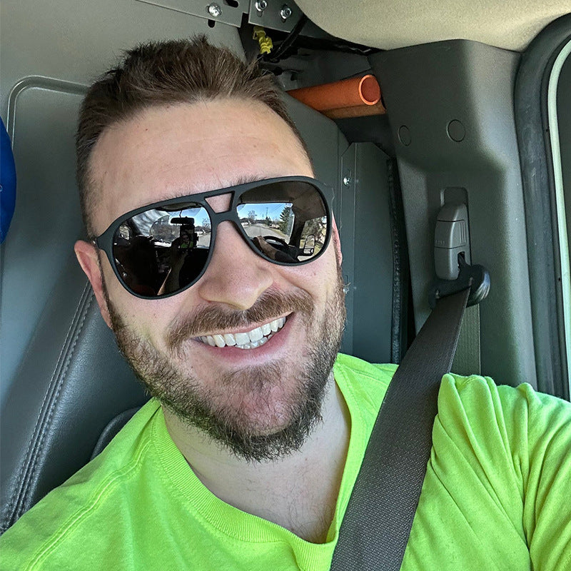 Men's Sleek Oversized Shield Sunglasses Kalsten