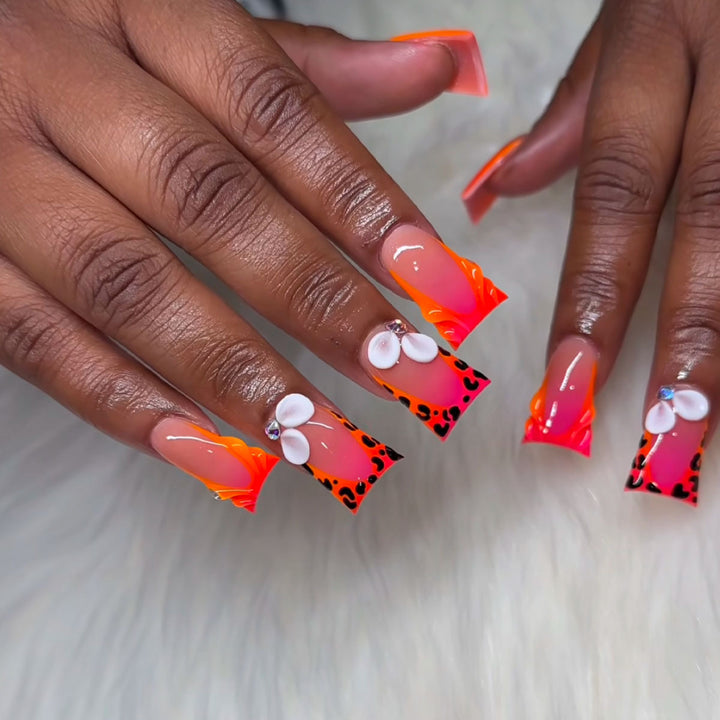 Creative Artistic Press-On Nail Extensions Kalsten