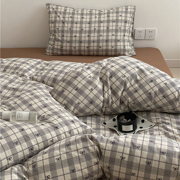 Children's bedding set with cute car bear design made of soft cotton blend