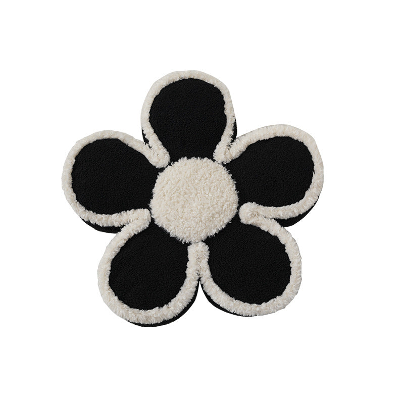 Flower-shaped bouclé rug floral cozy carpet