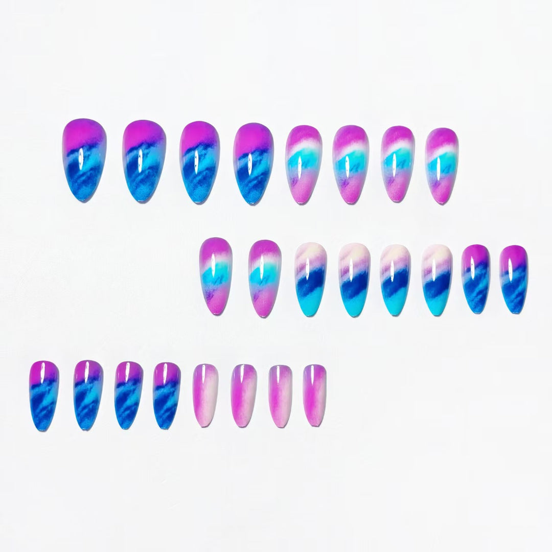 Creative Artificial Nails in Modern Ombre Design Kalsten