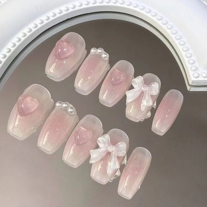 Decorative Heart Detail Press-On Nail Set