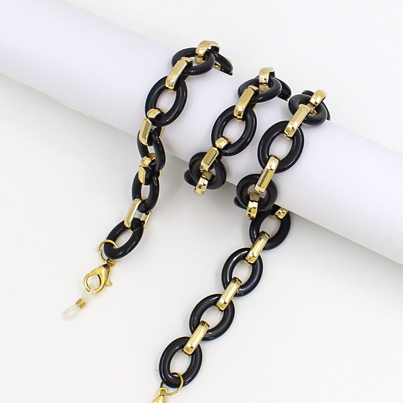 Elegant Chain Eyewear Holder Kalsten