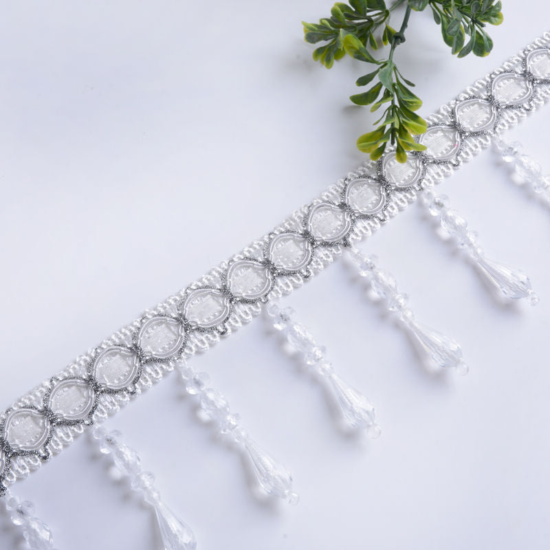 Embellished lace edge Kalsten