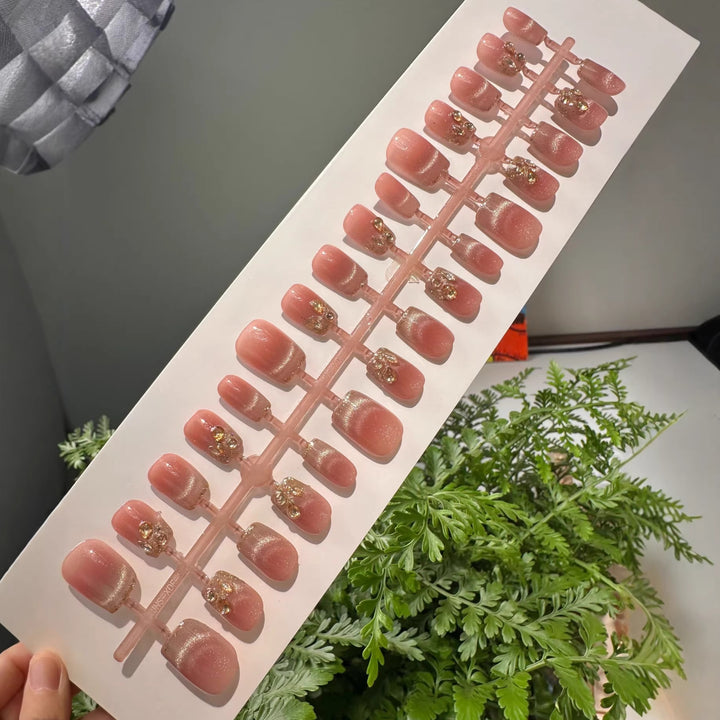 Elegant Decorative Press-On Nail Collection Kalsten