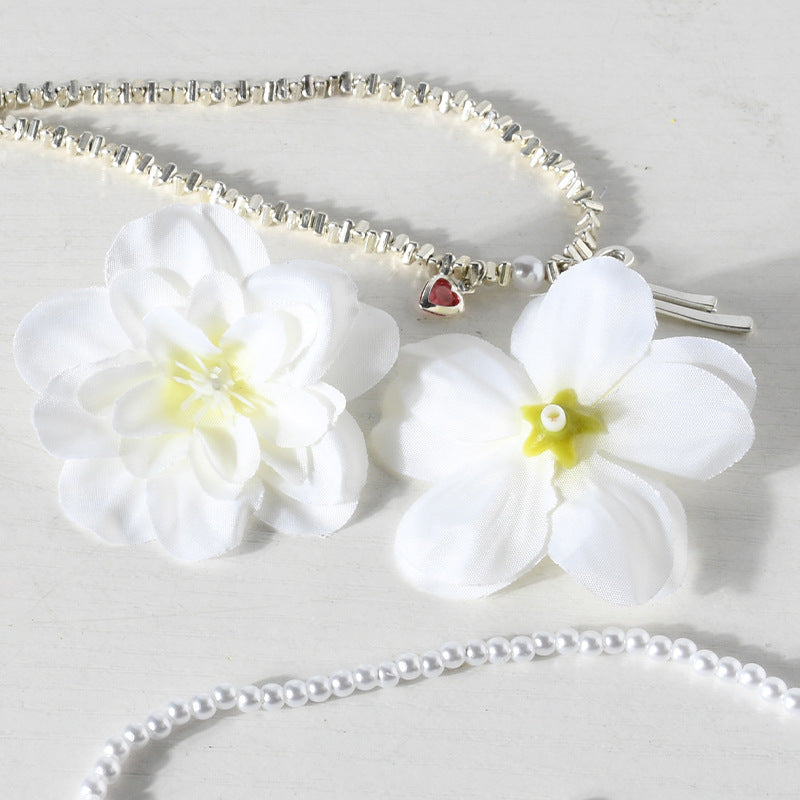 Elegant Floral Hair Clips