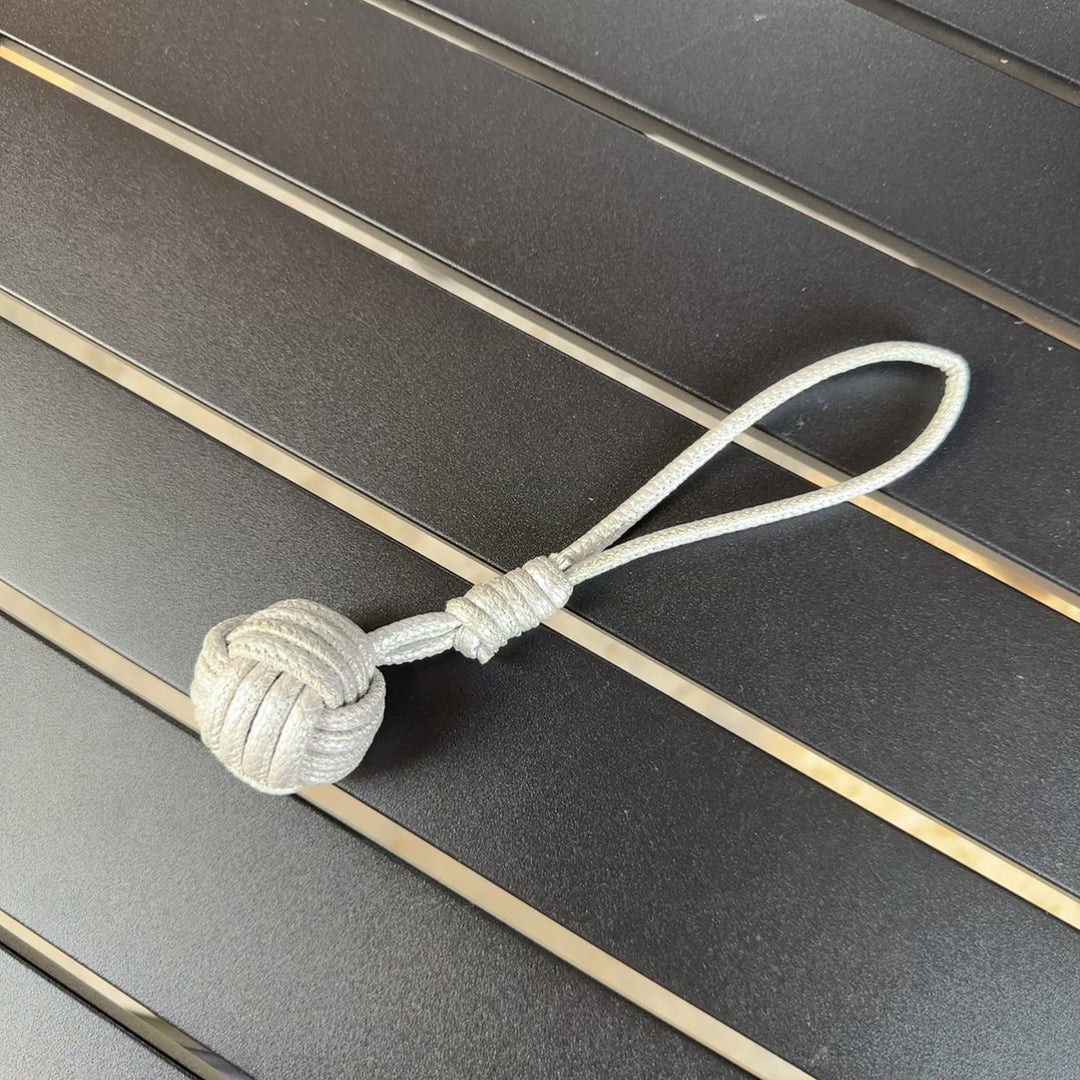 Multifunctional Knot Keychain Accessory Kalsten