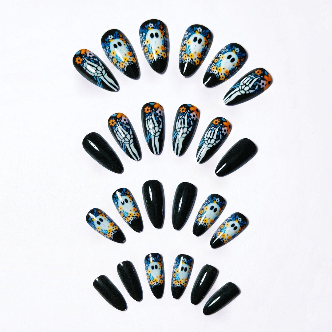 Art Nails in Creative Skull Design Kalsten