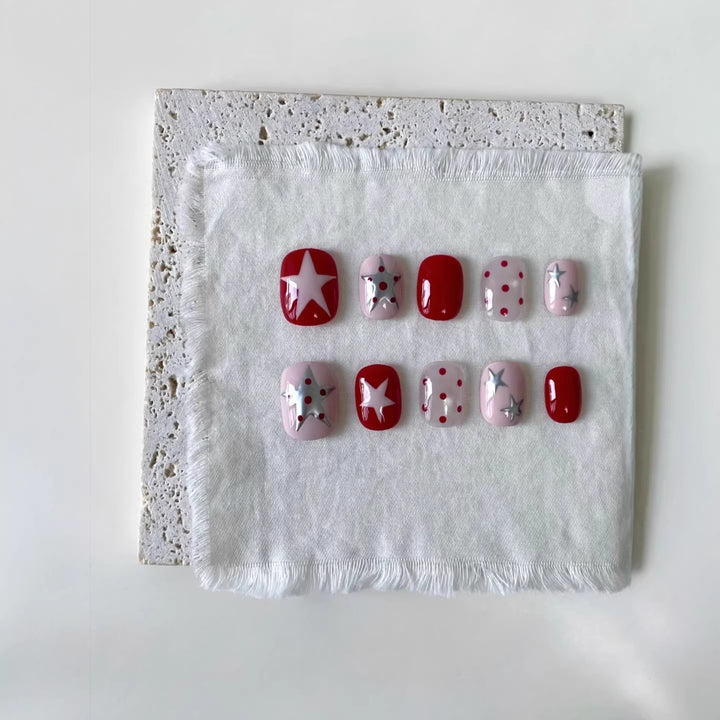 Artistic Press-On Nail Art Set with Star and Dot Designs