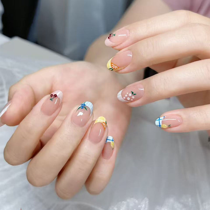 Artificial nails with cheerful flower designs Kalsten