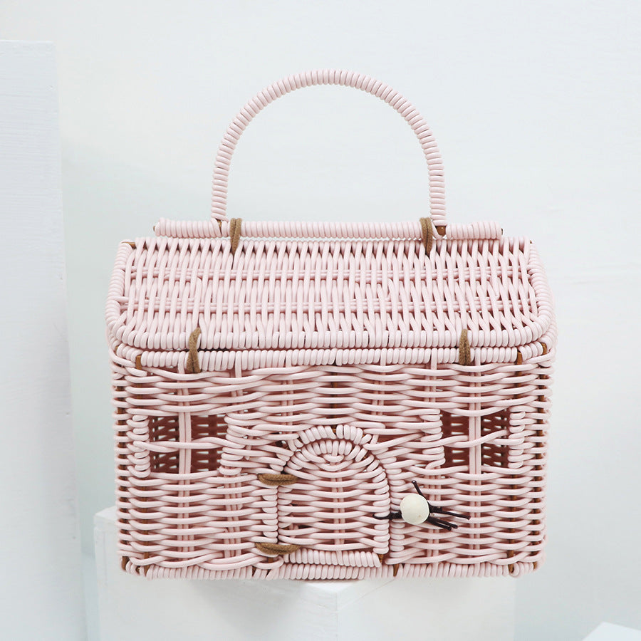 Handcrafted storage basket in the house design Kalsten