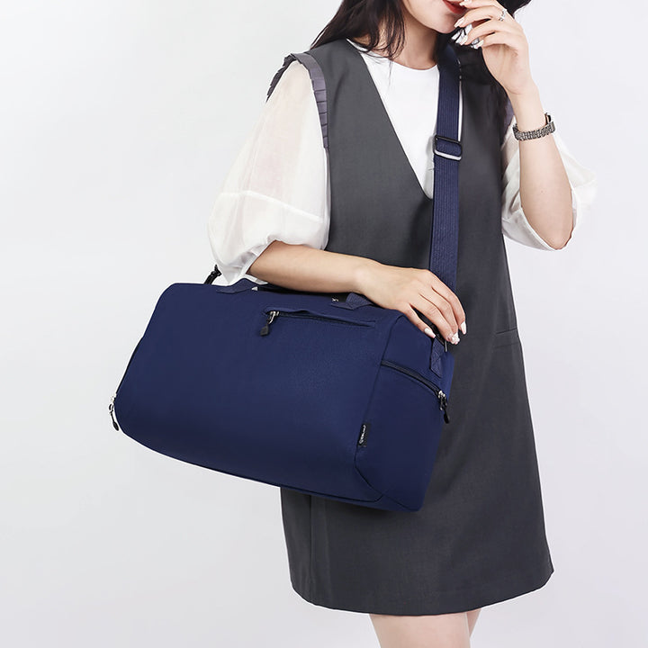 Versatile Multi-Pocket Weekend Duffel Bag Kalsten