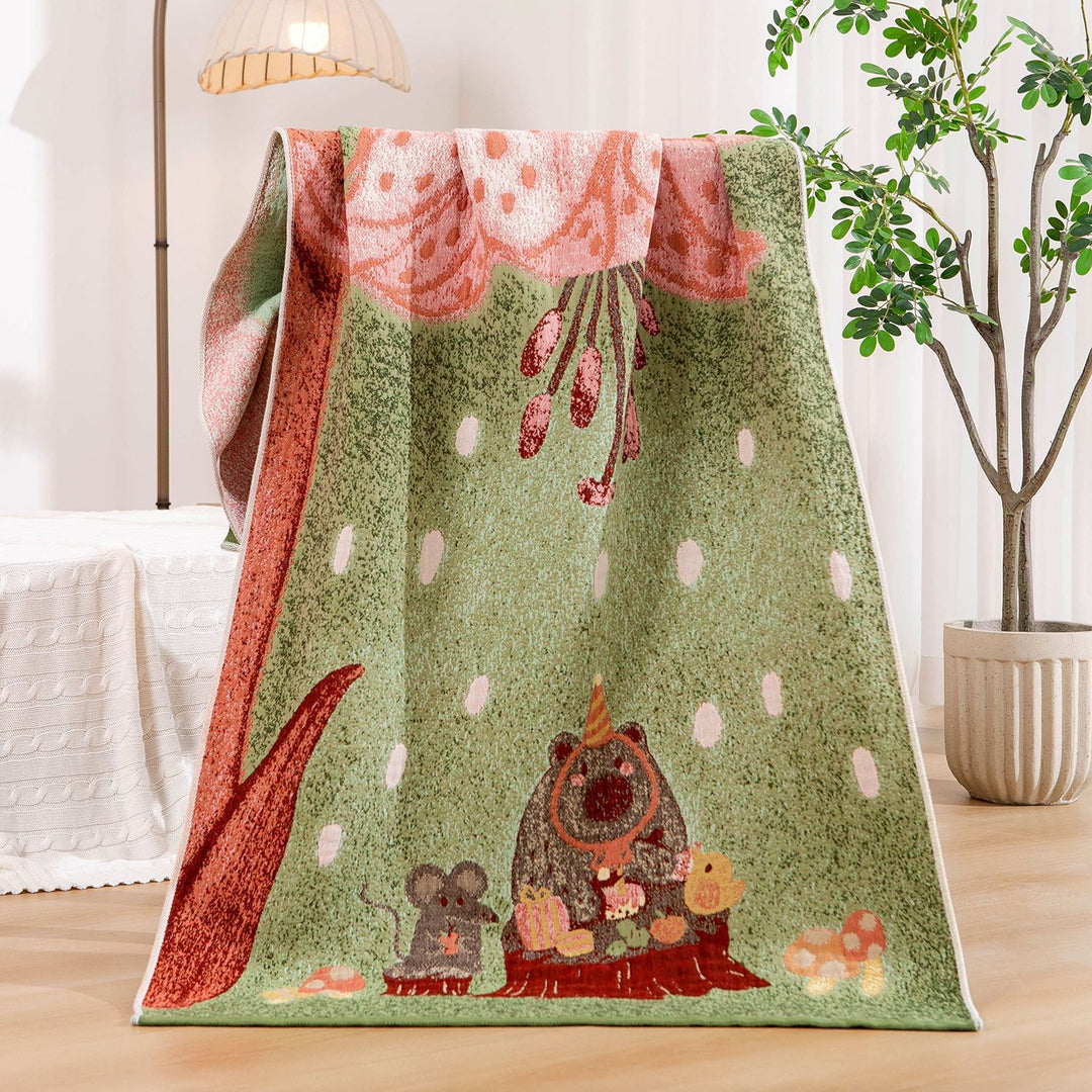 Unisex cuddly blanket with cute bear motif Kalsten