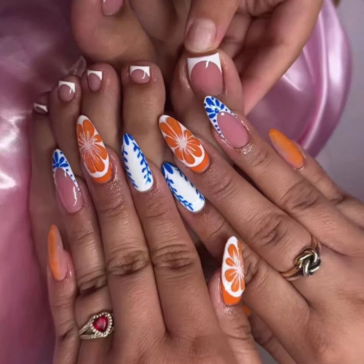 Floral Abstract Press-On Nail Set Kalsten