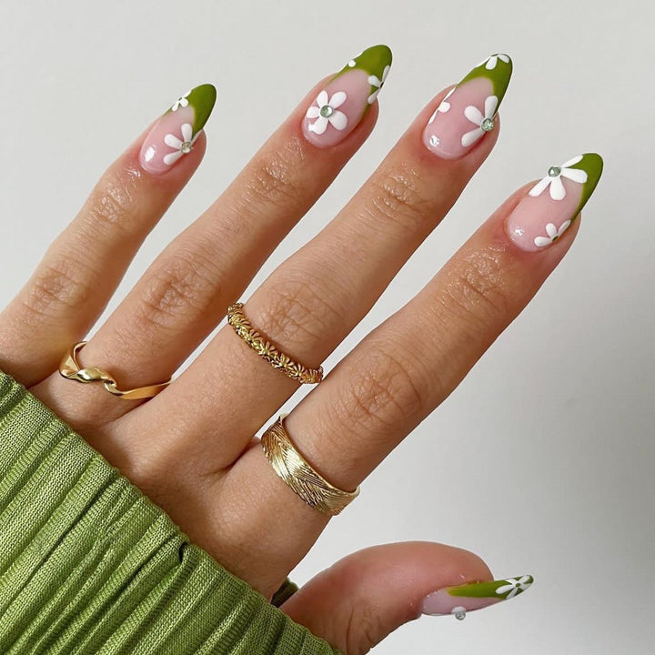 Decorative Floral Press-On Nail Art Set with 3D Flower Accents kalsten