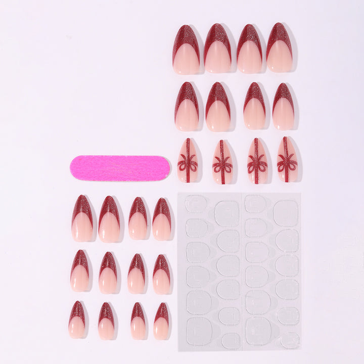 Glamorous and Glittering Artificial Nails Kalsten