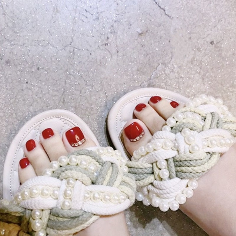 Stylish Pearl-Embellished Slippers Kalsten