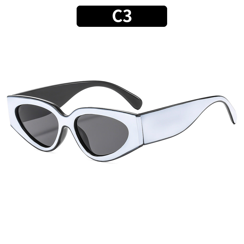 Elegant Cat-Eye Sunglasses