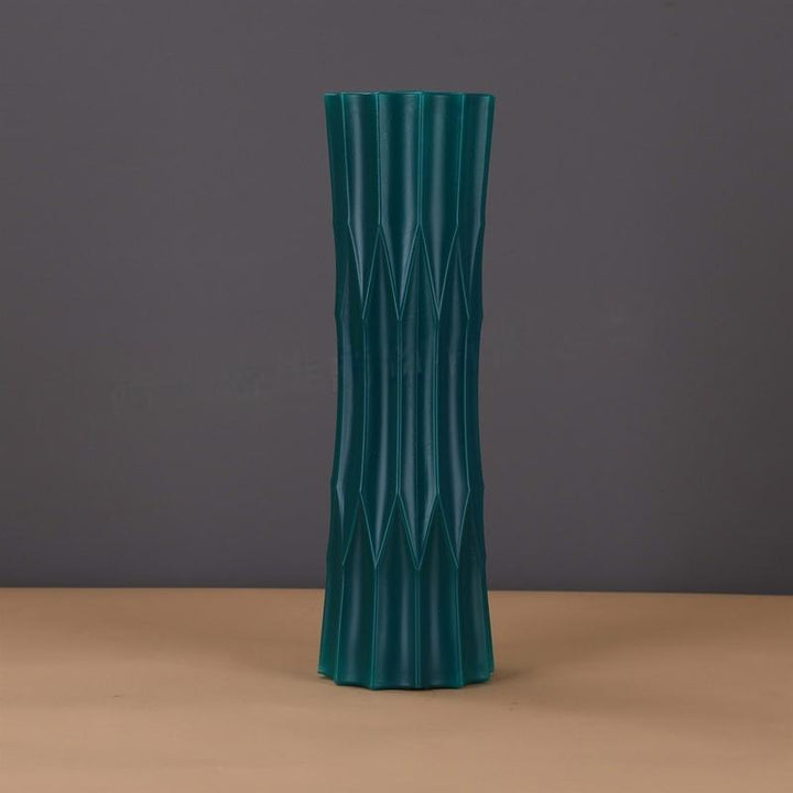 Decorative Modern Twist Kalsten