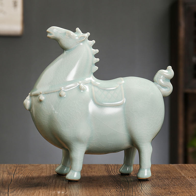 Decorative ceramic horse Kalsten