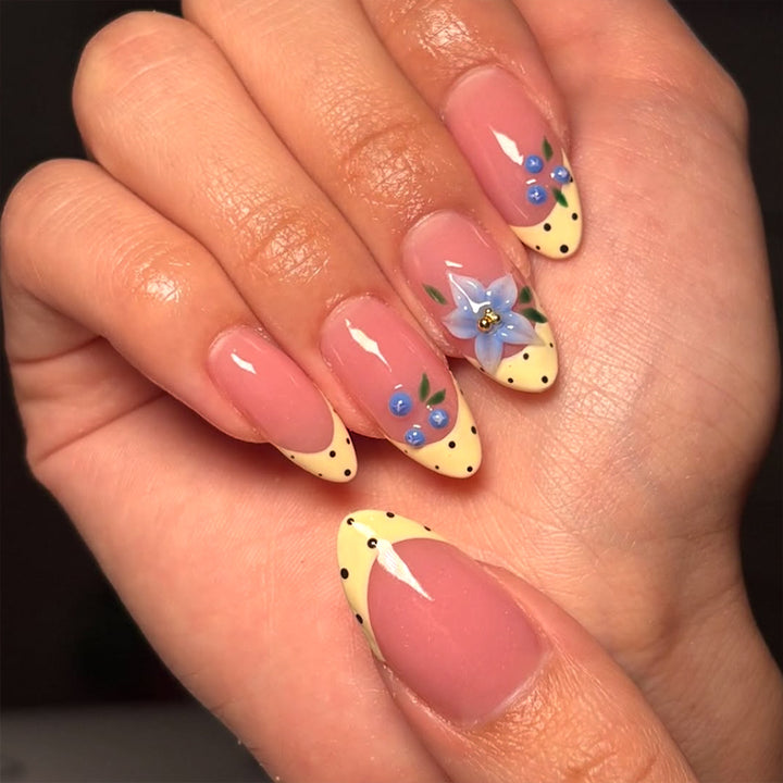 Artificial nails with elegant floral pattern Kalsten