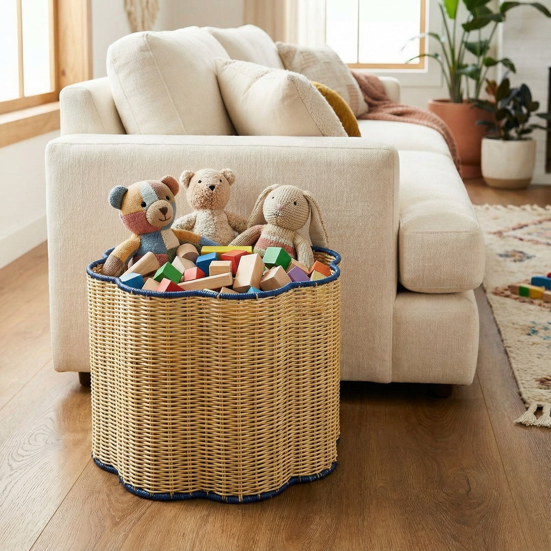 Stylish storage basket with wavy edge Kalsten
