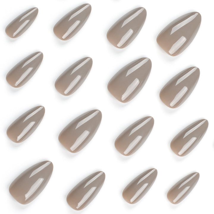 Artistic stiletto nails with elegant high-gloss finish Kalsten