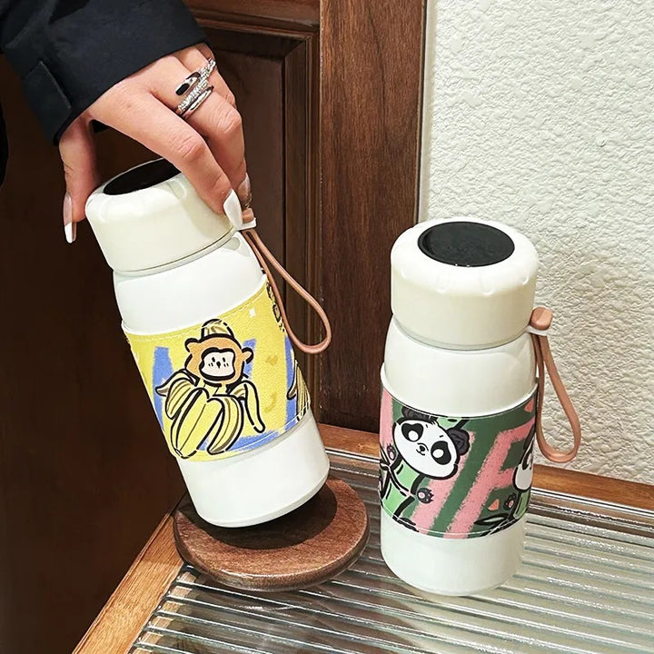 Women's insulated bottle with playful panda design Kalsten
