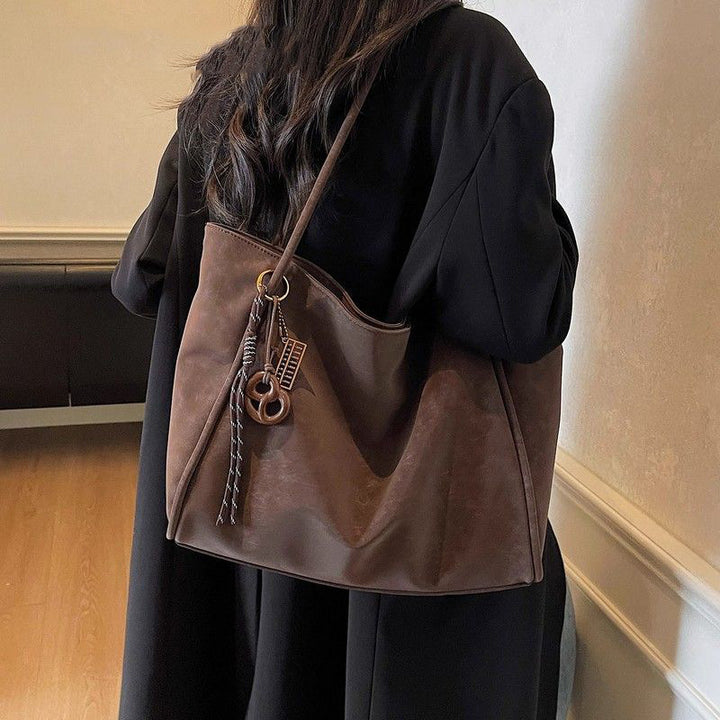 Spacious Everyday Tote Kalsten