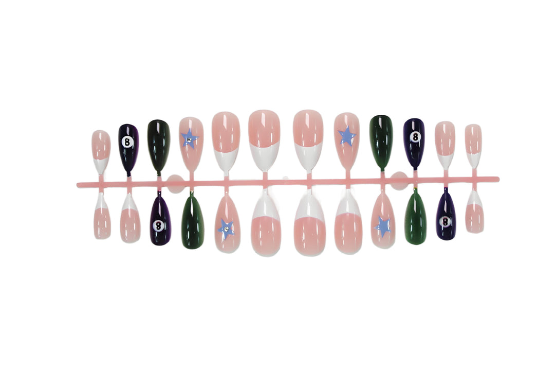 Artificial nail set with creative designs and elegant accents Kalsten