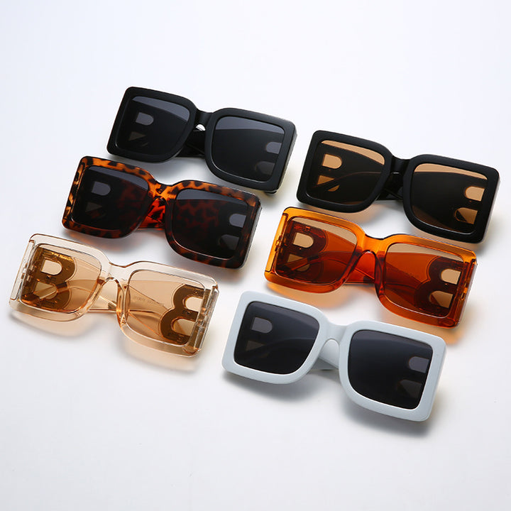 Women Oversized Sunglasses with Decorative Frame Kalsten