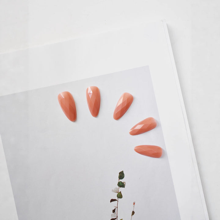 Premium Glossy Diamond-Shaped Press-On Nails Kalsten